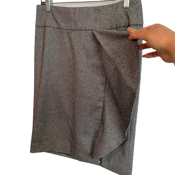 Talbots Cascading Ruffle Wool Blend Pencil Career Skirt Women's Size 2 - Picture 3 of 9